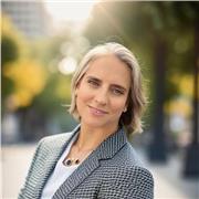 Artesana Textil de Fieltro. Las clases van dirijidas a personas adultas que deseen aprender esta tecnica textil.